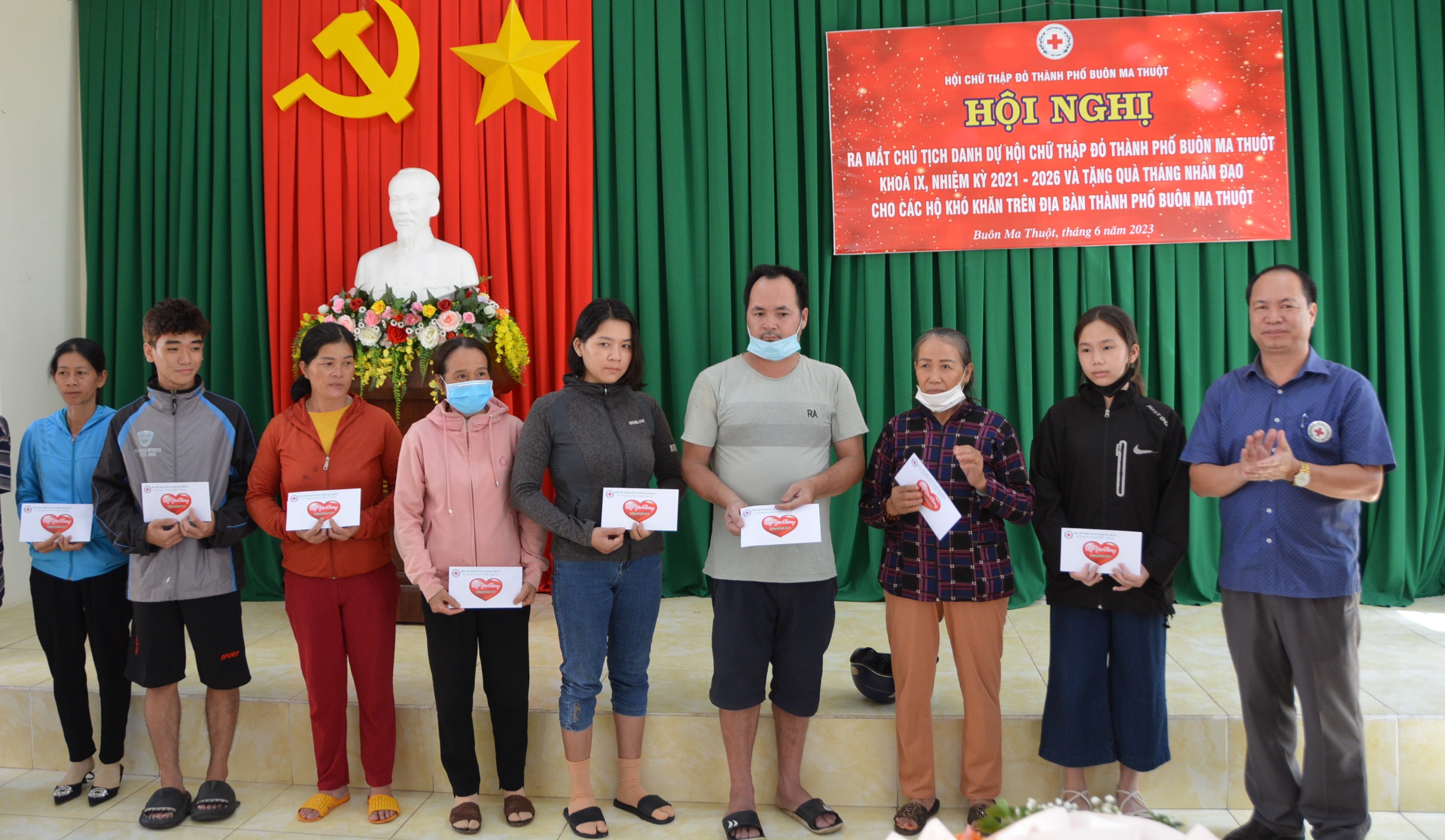 Hội Chữ thập đỏ thành phố Buôn Ma Thuột tổ chức Hội nghị Tổng kết tháng nhân đạo năm 2023.